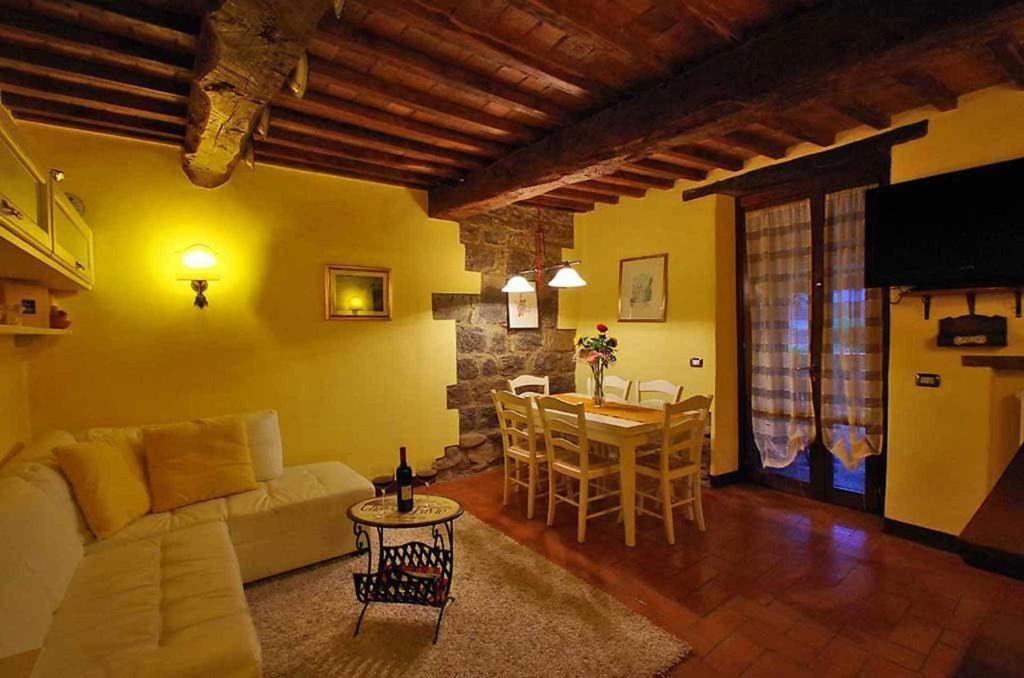 Cottage Le Ginestre Con Piscina In Val D'Orcia Radicofani Exterior foto